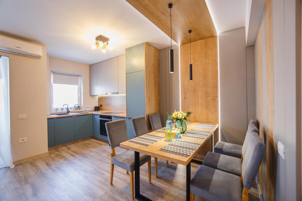 Apartament Charming Family Haven Oradea Zewnętrze zdjęcie