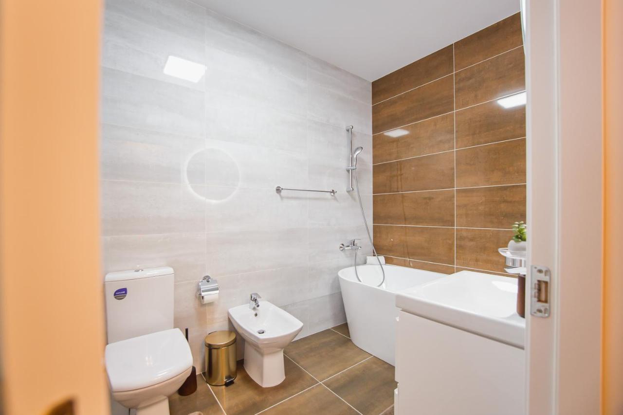 Apartament Charming Family Haven Oradea Zewnętrze zdjęcie